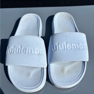 lululemon athletica Women's Classic White Sandals